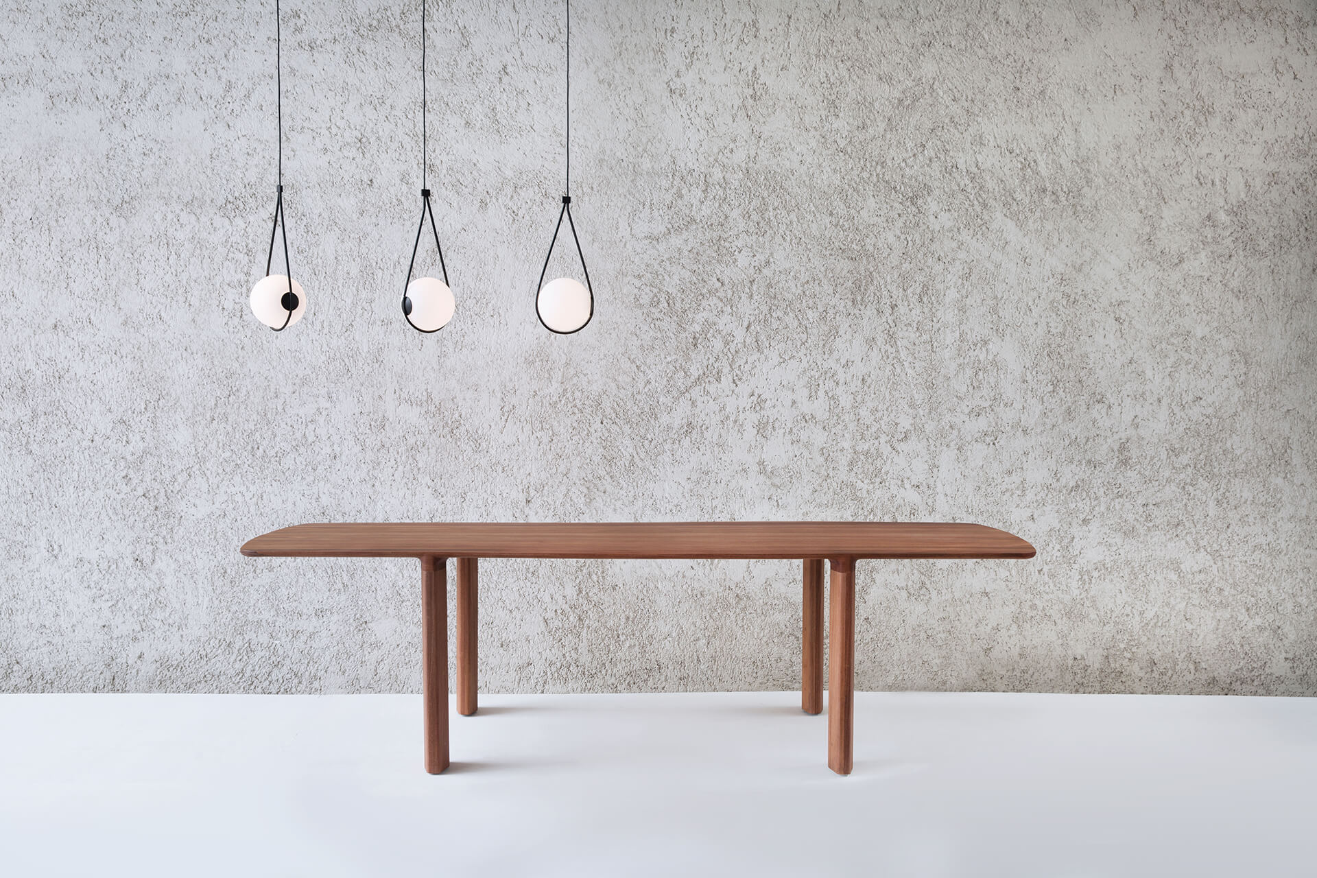 Multi-award winner, Brazilian designer, Guilherme Wentz' furniture,  lighting & accessories. See Blogroll for a link.