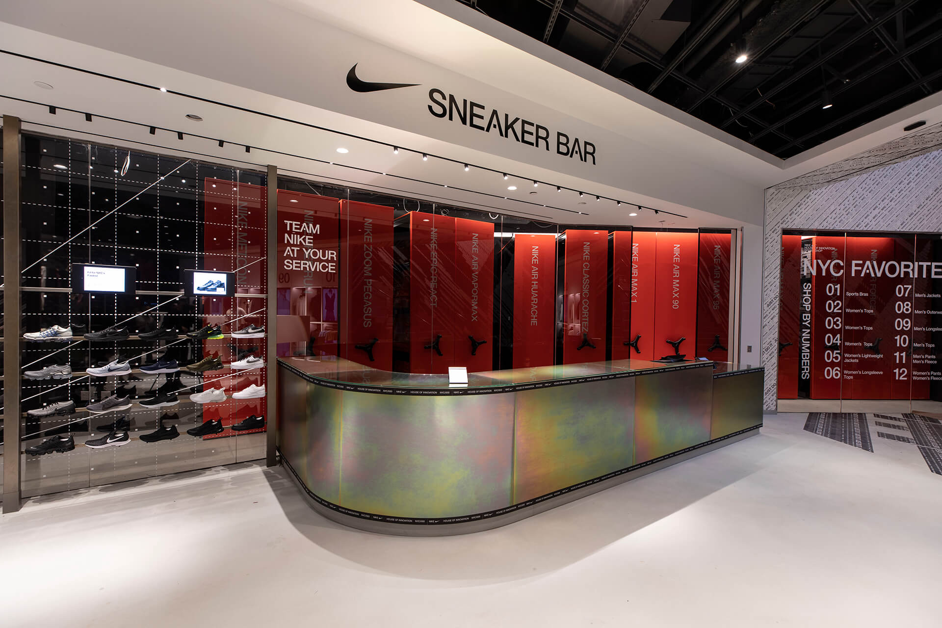 Nike House of Innovation Shanghai: pop-up store award - iXtenso – retail  trends