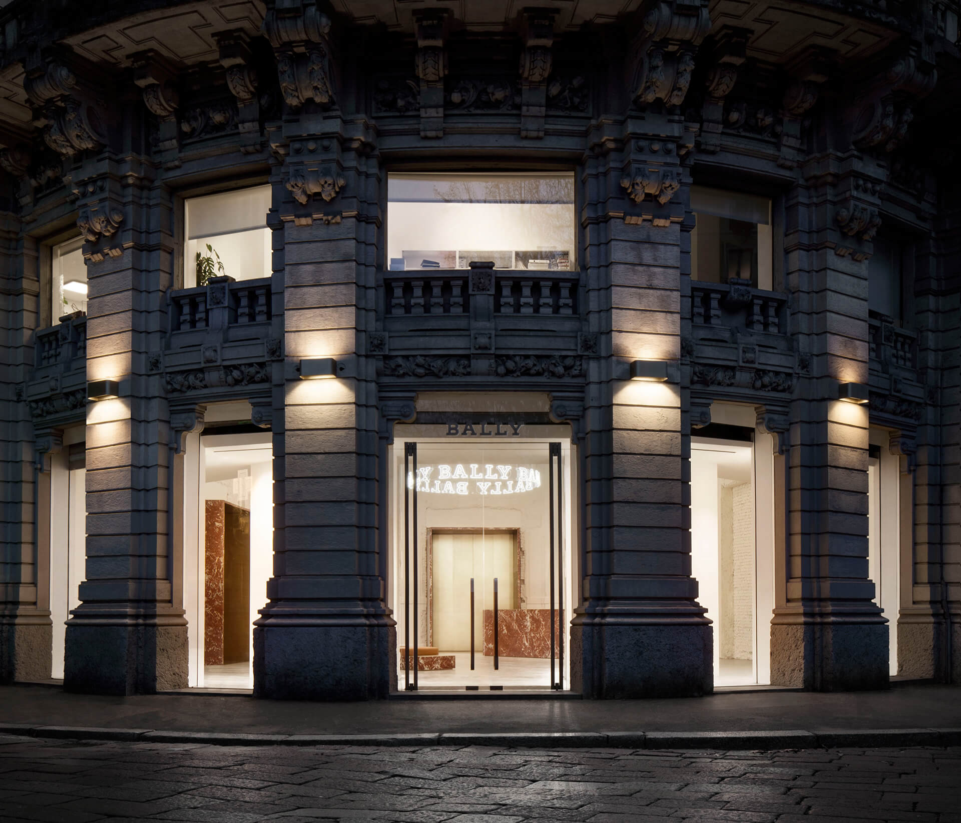 Frameweb | All the showroom’s a stage in Bally’s new Milan space