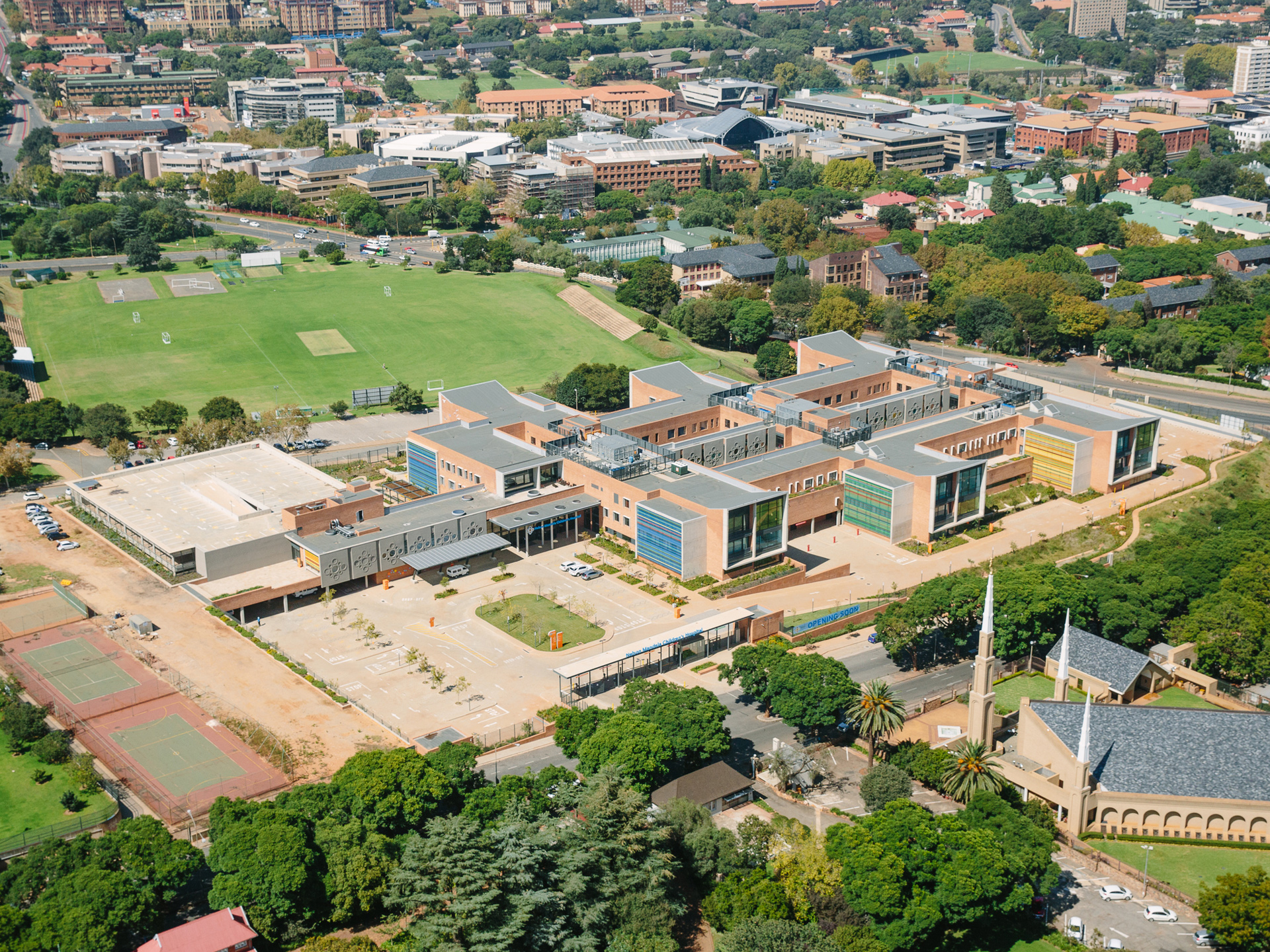 FRAME | Sheppard Robson's domestic-scale hospital puts children at ease