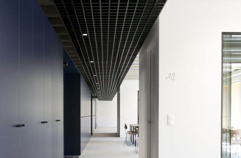 A superstructure was added to the rooftop forming an area with nine new meeting rooms. - David Jacobs