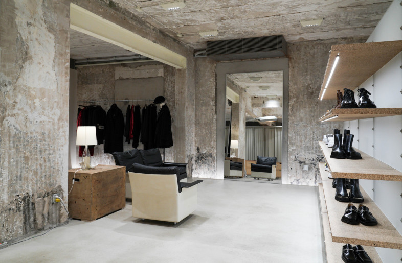 Shoes zone with Rams`s sofas - Siyan Liu
