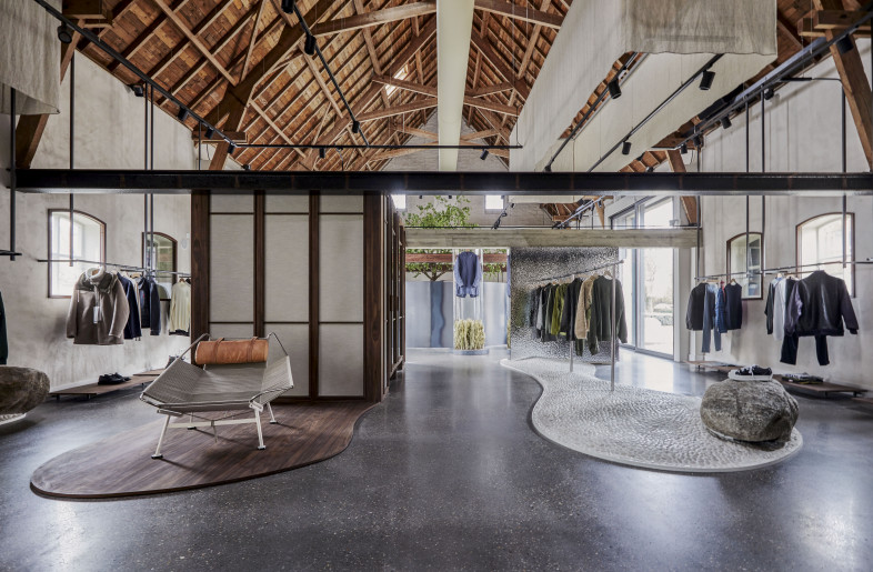The design philosophy is founded in contrast where Dutch heritage and Japanese tradition collide to form an unexpected expression. - Sarah Wijzenbeek