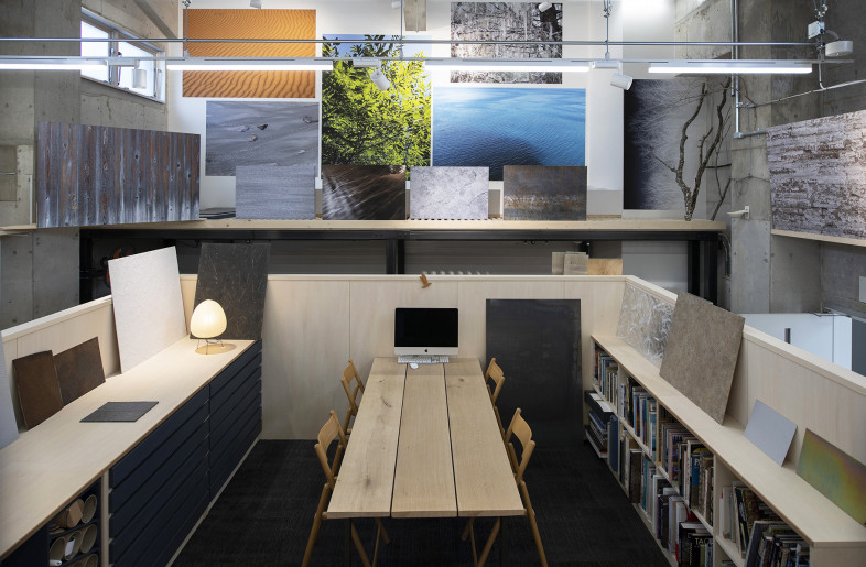Meeting booth - Hiroki Nakadoi
