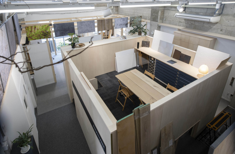 Meeting booth - Hiroki Nakadoi