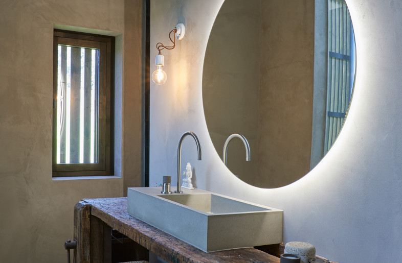 Bathroom - Vito Stallone