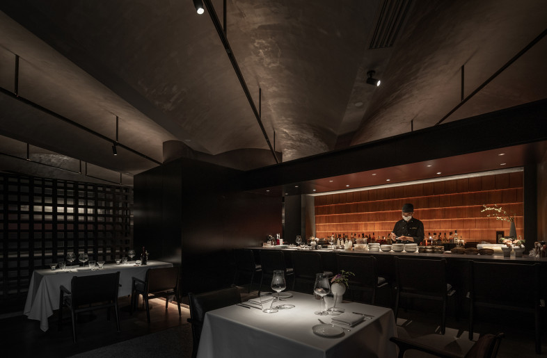 Dining hall and the chef bar - Vincent Wu