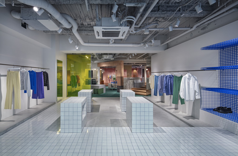 Front area view - floor tiles are raised to be fixtures - KENTA HASEGAWA