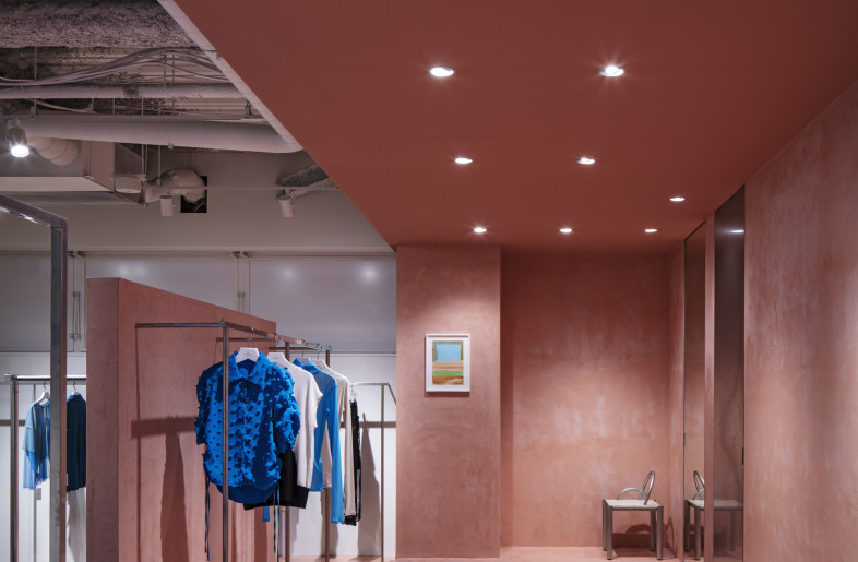 Ceiling wall floor all pink mortar areas - KENTA HASEGAWA