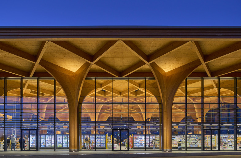 SuperHub outside 2 - Ronald Tilleman