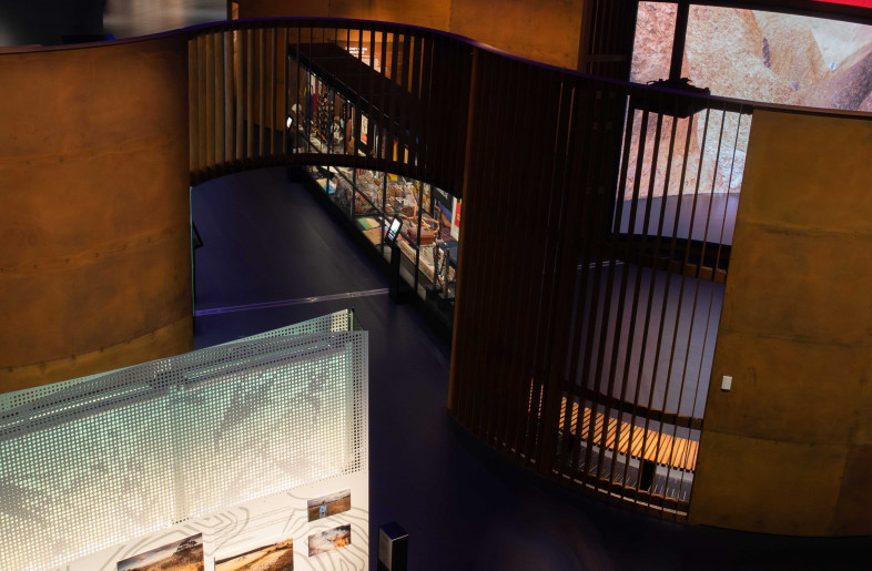 Bird's eye view showing interlocking "islands of experience" - National Museum of Australia