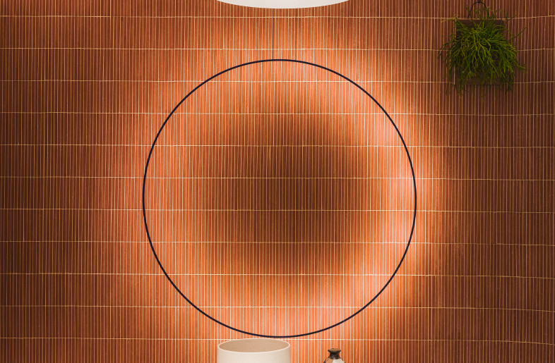 Dining Area and the feature wall - Ken Wong Photography