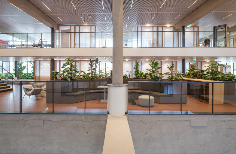 Interior Stationspostgebouw - Ossip van Duivenbode