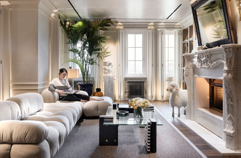 The living room. - Ibrahim Ozbunar