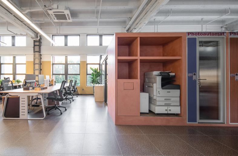 open office area - MOWA
