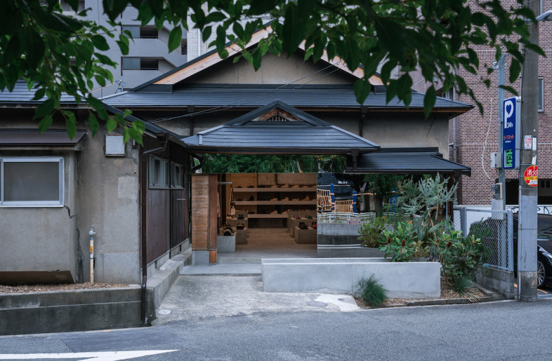 DDAA renovated a sixty-plus-year-old one-storey wooden house in Osaka, Japan, for the fashion brand Hender Scheme. - Toha