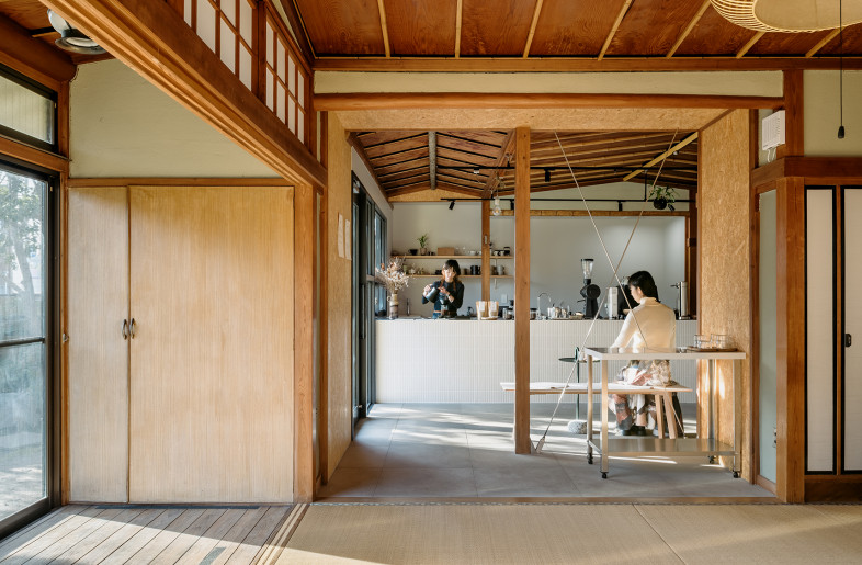 The seating area is in existing Ryokan bedrooms. - Yoshiro Masuda