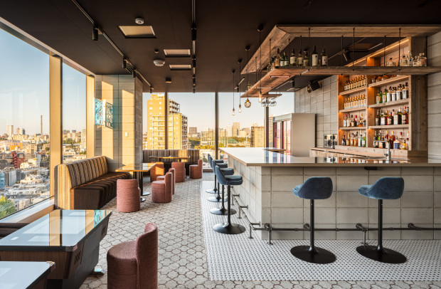 sky bar - Day - Tomooki Kengaku Photography