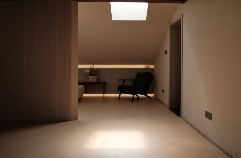 Lounge area on the second floor - Pan Pan