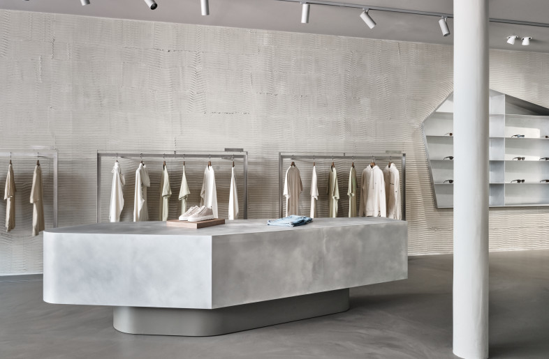 monolythic brushed aluminium table - Maarten Willemstein