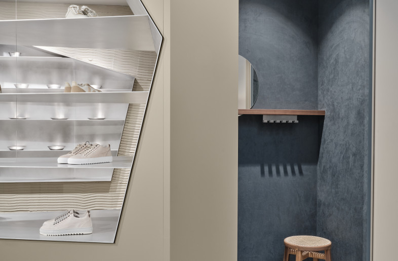 fitting room interior - Maarten Willemstein