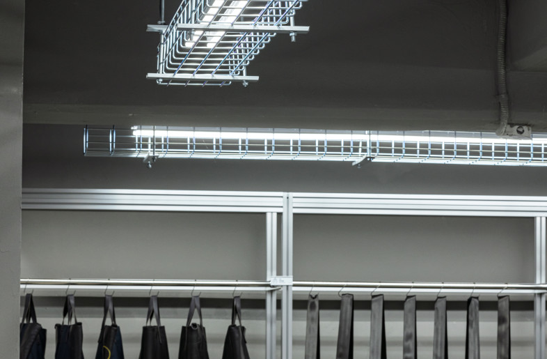 Bag display case and lighting - Chio Yongjoon