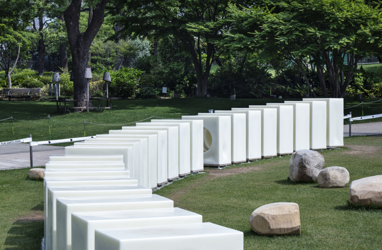 Each block has a round hole in the center - Kenta Hasegawa