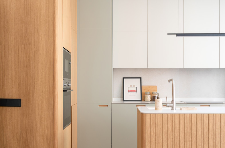 Open concept kitchen - Carla Capdevila
