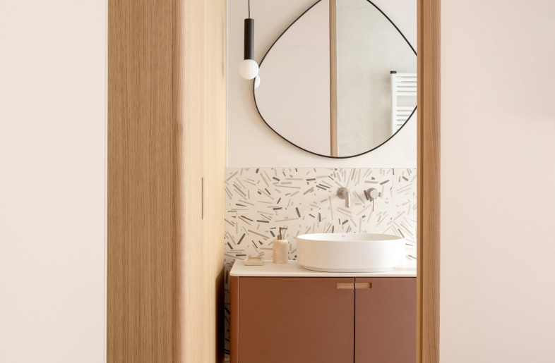 En suite bathroom - Carla Capdevila