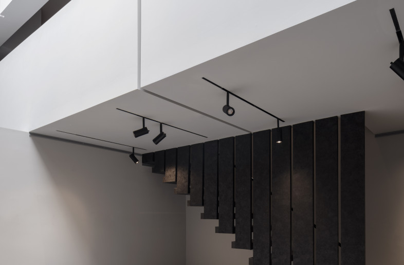 Shanghai Art Exhibition Hall - YUHI STUDIO