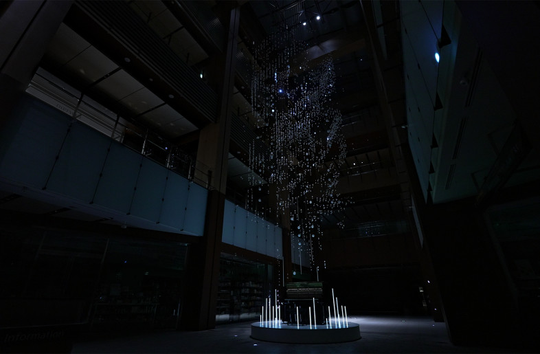 The overall perspective of the installation - WOW