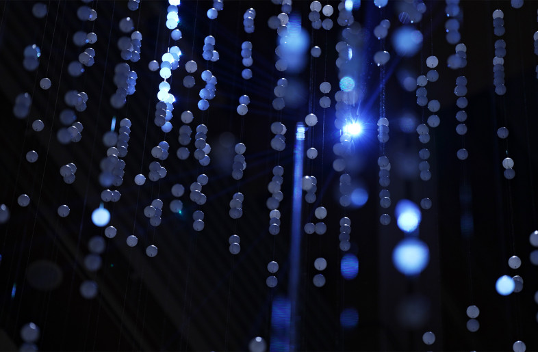 Objects suspended from the ceiling that reflects light - WOW