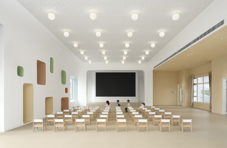 Classroom - SHI XIANG WAN HE