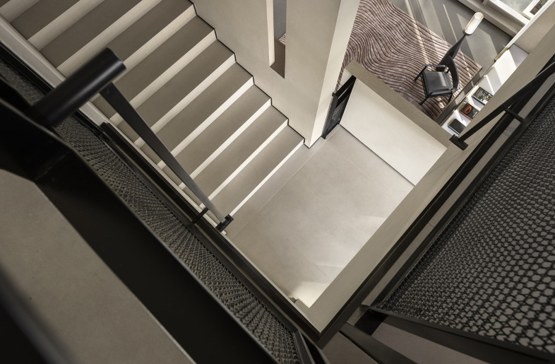 Staircase - SHI XIANG WAN HE