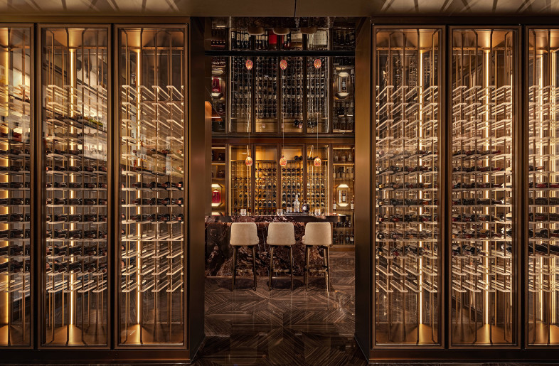 Red Wine Display Area - SHI XIANG WAN HE