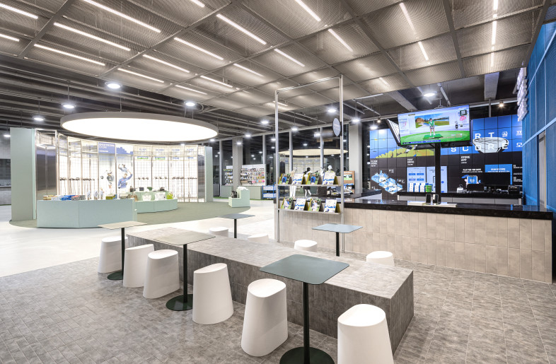 SMARTSCORESTORE LOUNGE - designm4