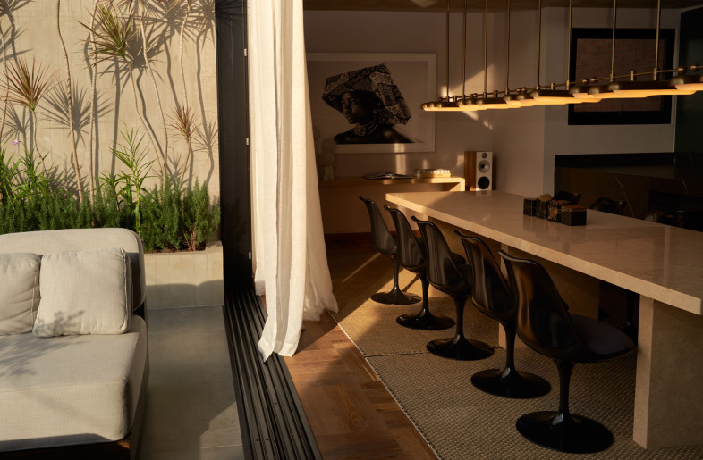 Terrace and Dining - veintiuno.co