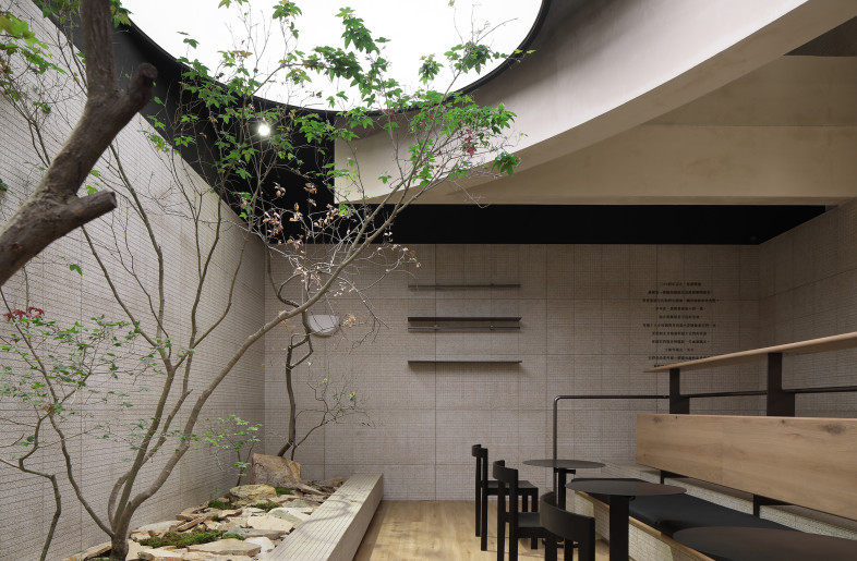 Dining area - MR.Qi
