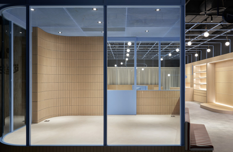 7Oceans Showroom by Yatofu - Hey!Cheese