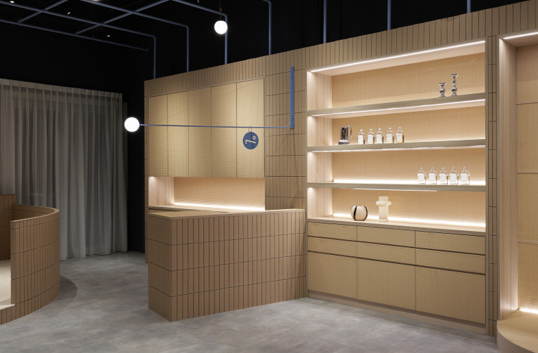 7Oceans Showroom by Yatofu - Hey!Cheese