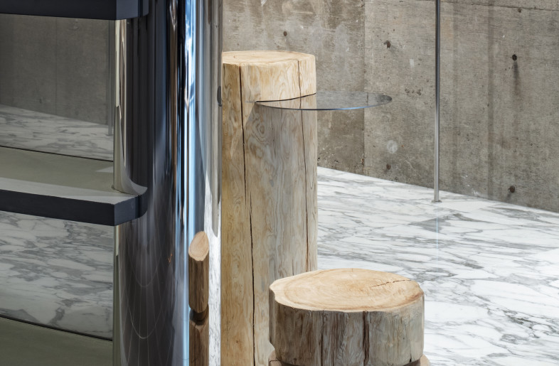 The stool made from timber of abandoned trees - KENTA HASEGAWA