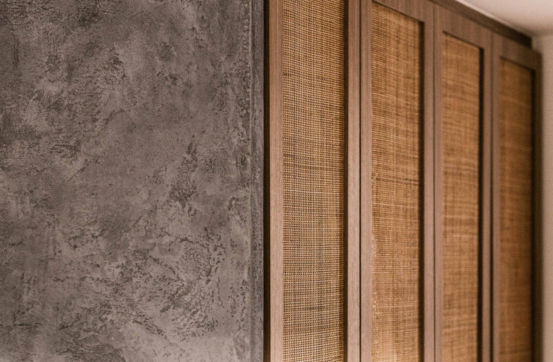 Juxtaposition of natural materials and textures - Common Studio