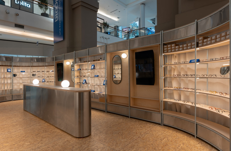 Interior of the Pop Up - Juan Andres Nin
