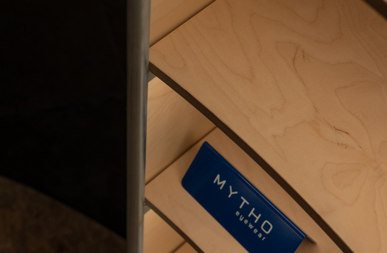 Detail of display units - Juan Andres Nin
