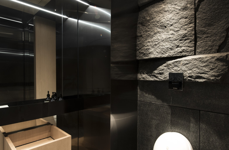 powder room - Chains Interior