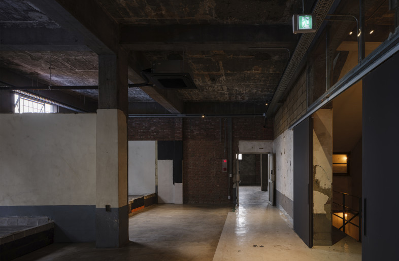 Foyer - Mingu Kang