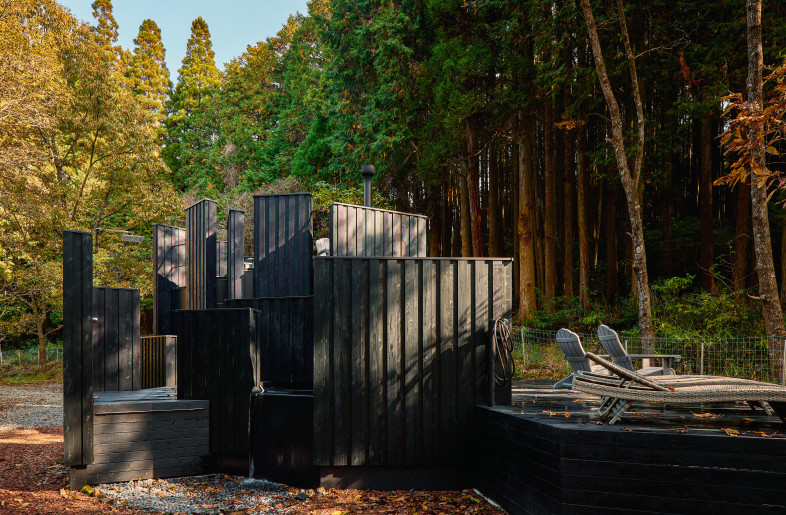 OND SAUNA takes in the surrounding natural environment and allows you to relax and ease your mind and body. - Akinobu KAWABE