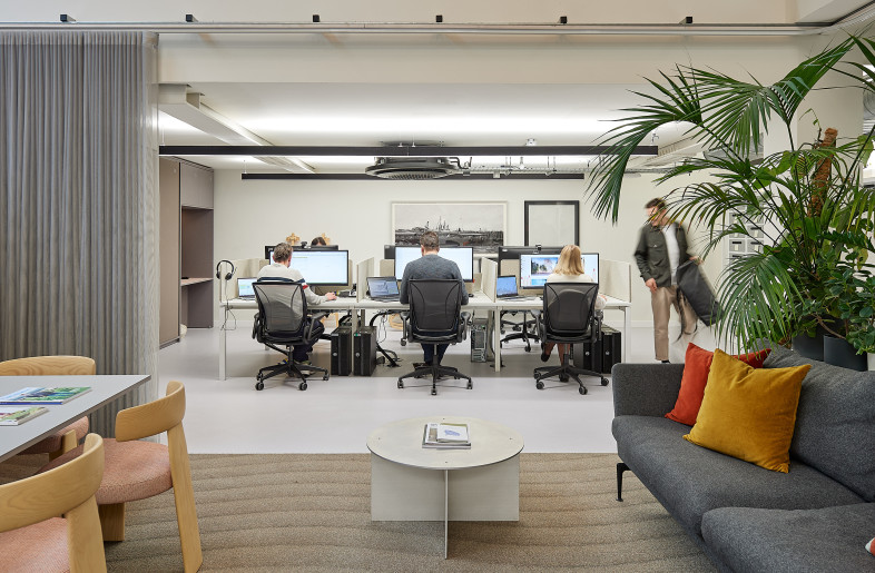 Bookable work stations - Ruth Ward