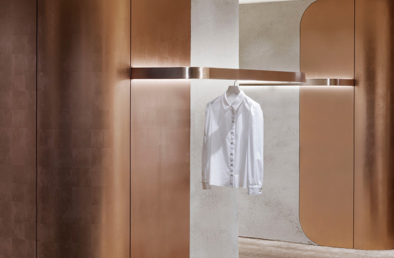 The high quality and minimalist design of the m-i-d collections are highlighted in the space like an art installation. - SATOSHI SHIGETA