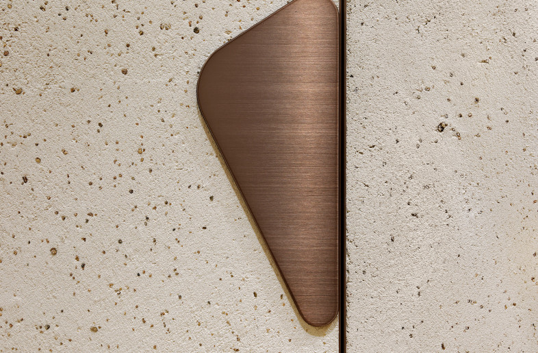 The perfect environment to highlight the elegant and sophisticated items of the m-i-d collections - SATOSHI SHIGETA